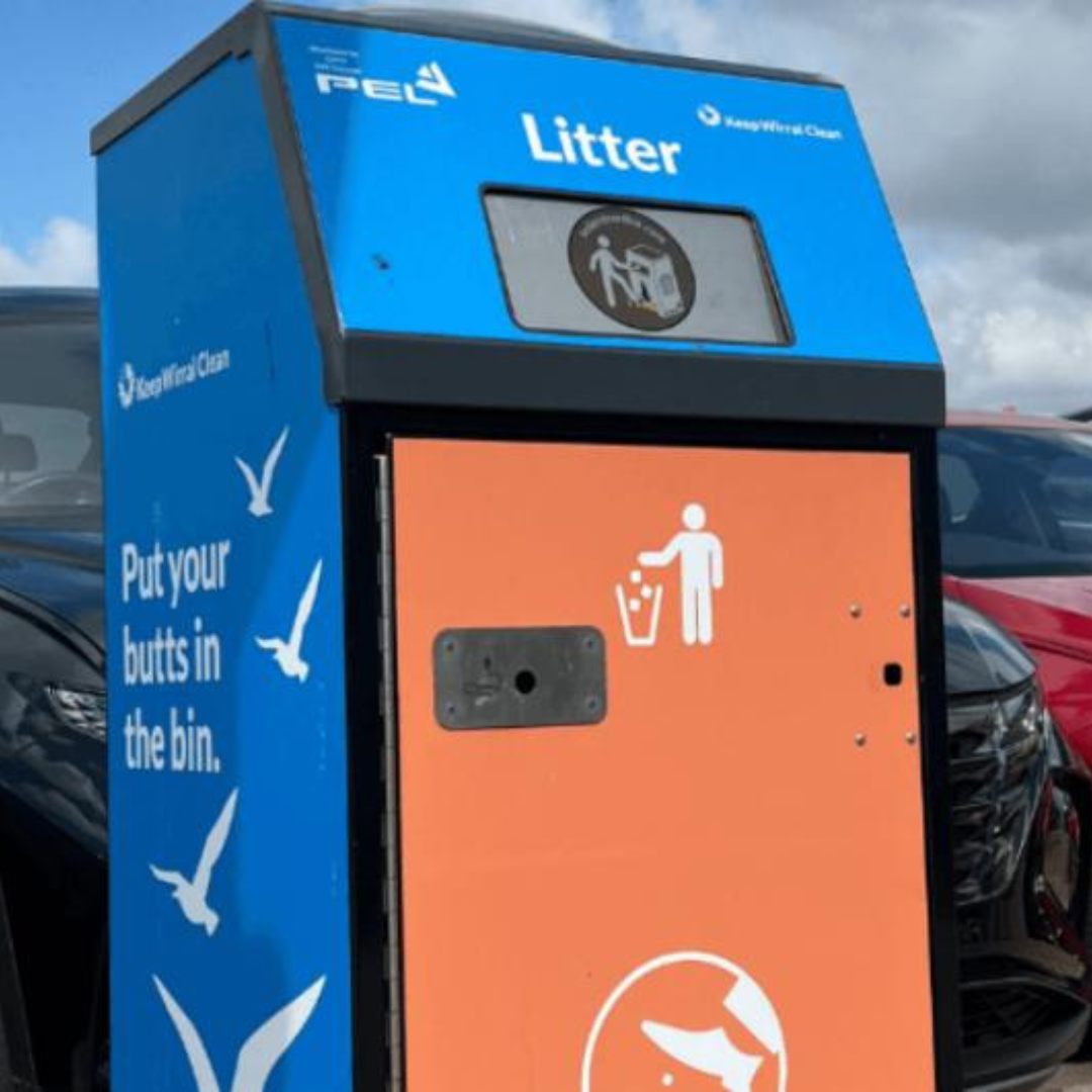 BriteBin Smart Bin Compacting solar